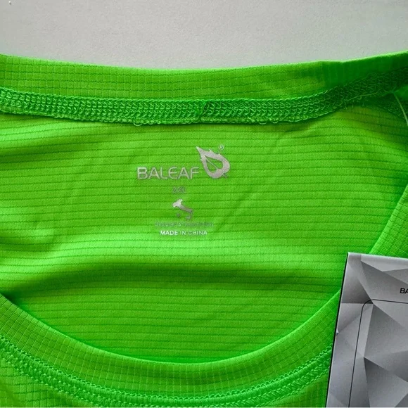 NWT Baleaf M's T-shirt 2XL - Picture 2 of 3